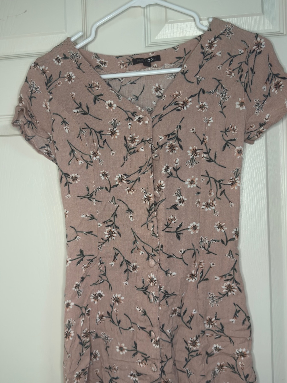 Papermoon Dusty Mauve Floral Button-Front Crop Top
